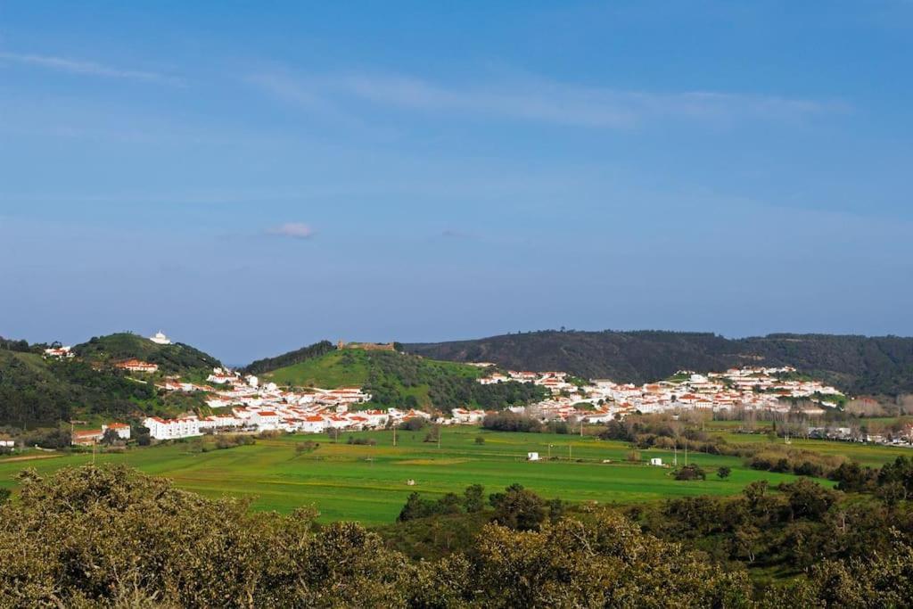 Vale Do Guizo: Casa Poente On The Contryside, Close By The Sea. อัลเจซูร์ ภายนอก รูปภาพ